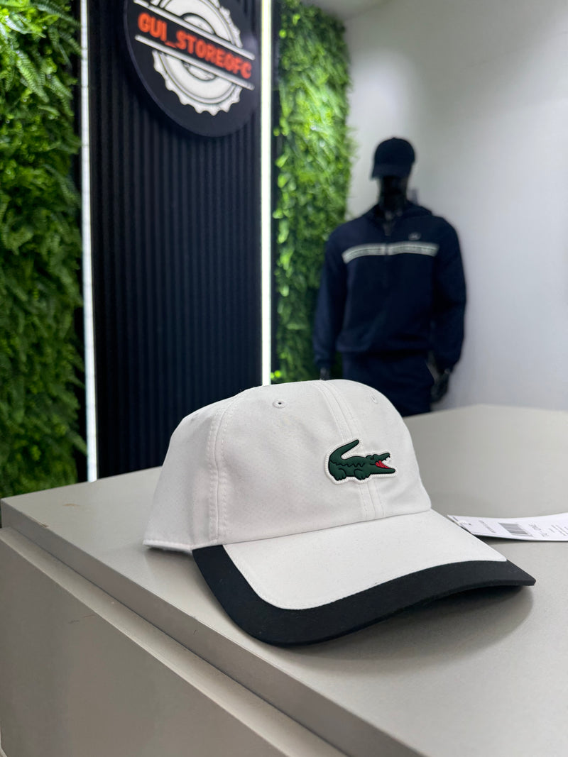 Bone Lacoste Contraste Branco