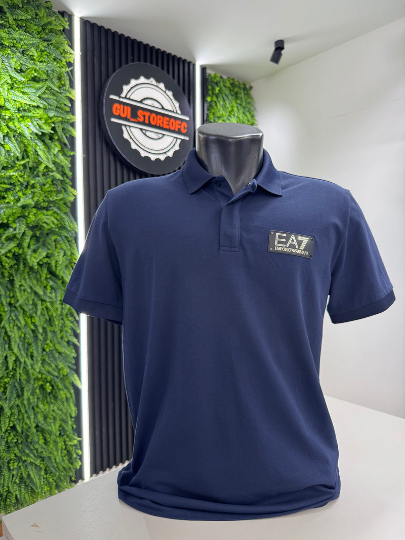 Polo Armani EA7 Azul marinho com logo no peito