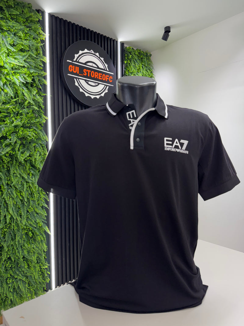 Polo Armani EA7 Preta com letreiro