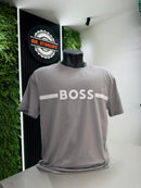 T-shirt Boss Cinza com letreiro branco