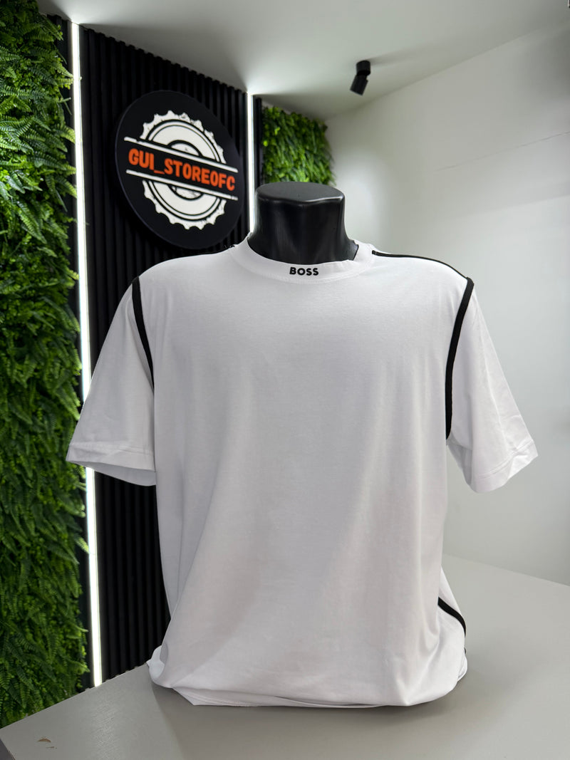 T-shirt boss Branca Lançamento 2k26 Letreiro Gola