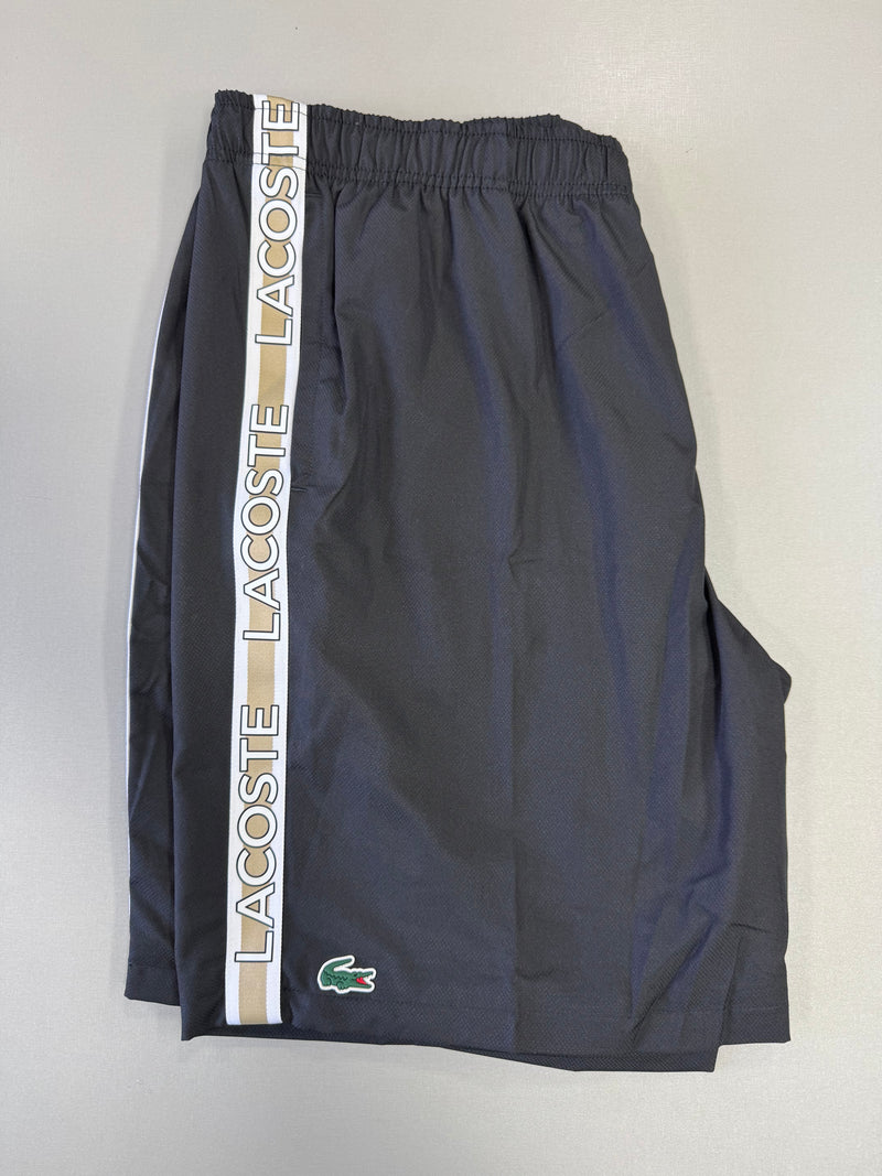 Bermuda Lacoste Letreiro 2025